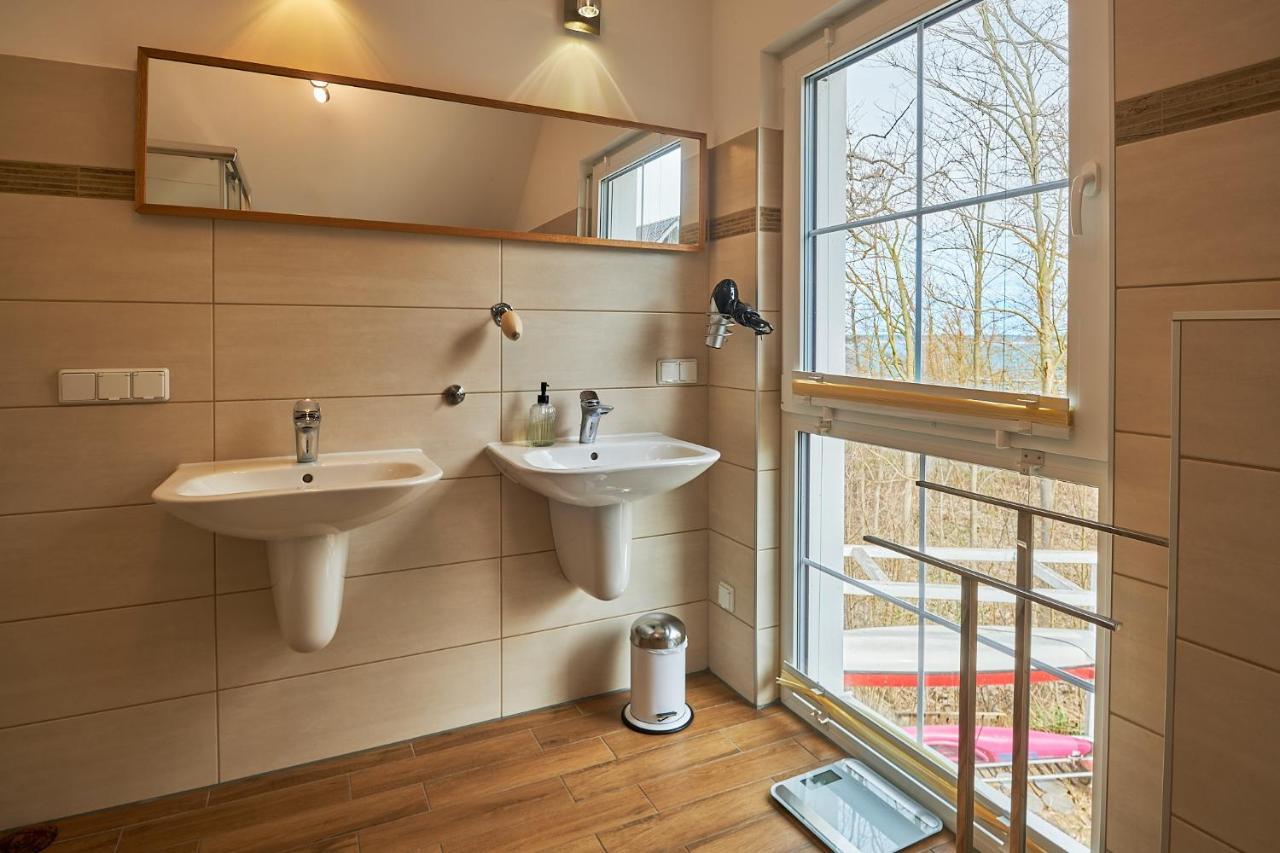 Fleesentraum Seevilla Kormoran - Direkt Am Fleesensee - Familien Und Aktivurlauber - Whirlpool Sauna Garten Nintendo - Sup Kanu Kajak Inklusive Göhren-Lebbin Extérieur photo